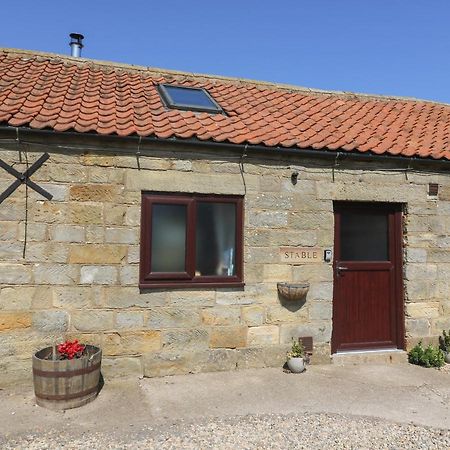 Stable Cottage Staintondale Exterior photo